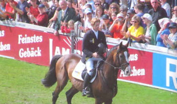 Horse Times Egypt: Equestrian Magazine :Articles :News Ticker 2007