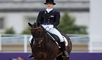 Horse Times Egypt: Equestrian Magazine :Articles :PERISCOPE ON NINA LIGON