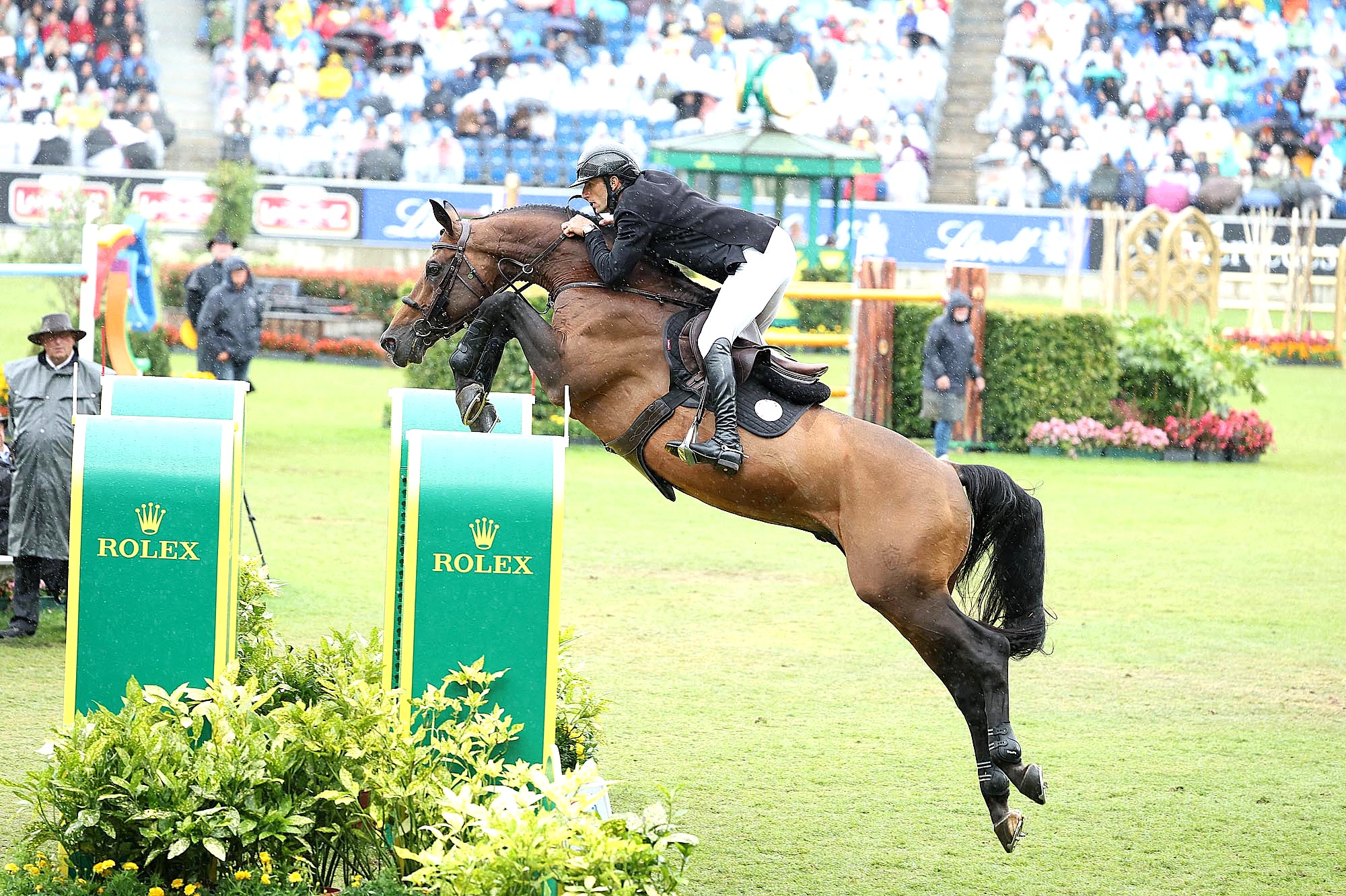 Horse Times Egypt: Equestrian Magazine :News :RICHARD VOGEL WINS THE ELUSIVE ROLEX GRAND PRIX OF AACHEN