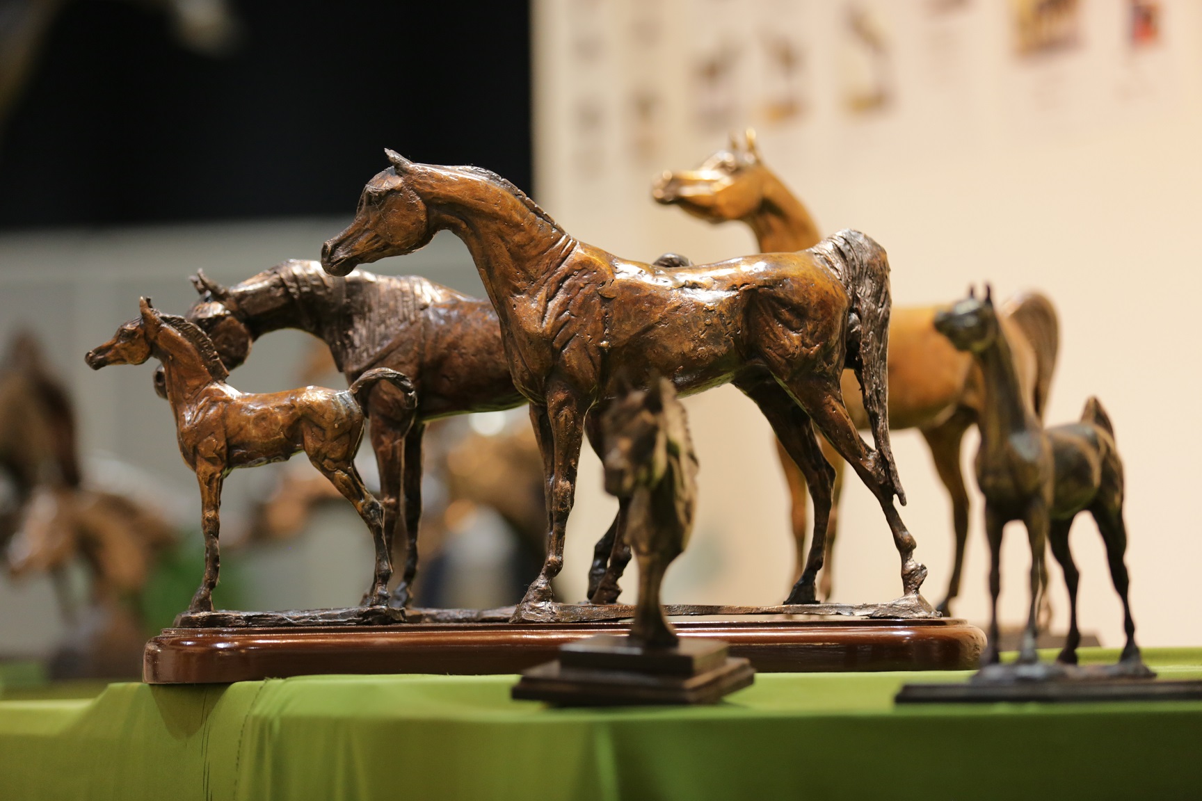 Horse Times Egypt: Equestrian Magazine :News :STROKE OF EQUESTRIAN GENIUS INTERNATIONAL ARTISTS PRESENT THEIR FINEST HORSE-THEMED PIECES AT DUBAI INTERNATIONAL HORSE FAIR ART GALLERY