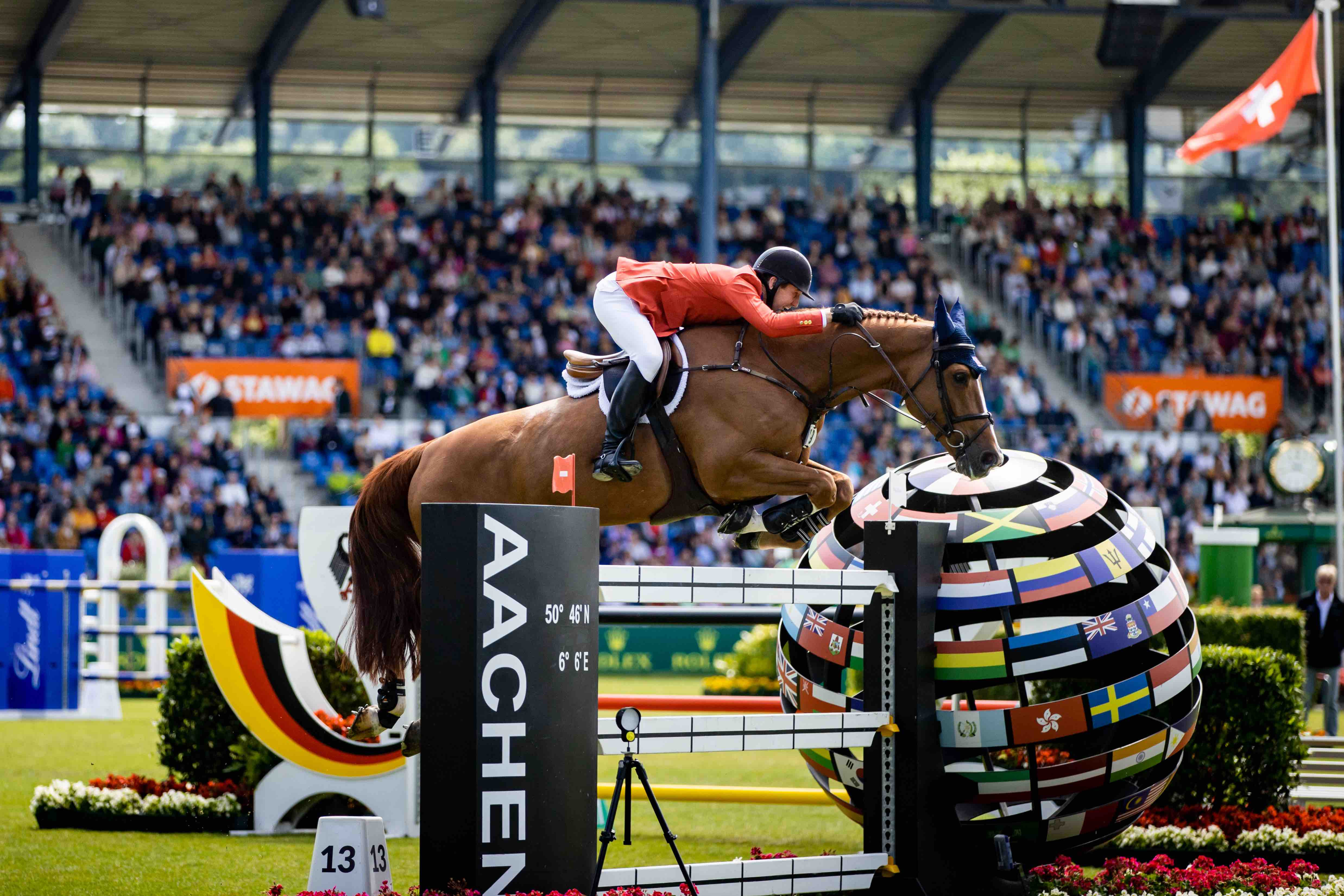 Horse Times Egypt: Equestrian Magazine :News :Inside CHIO Aachen 2022 : MCLAIN WARD WINS THE RWE PRIZE OF NORTH RHINE-WESTPHALIA