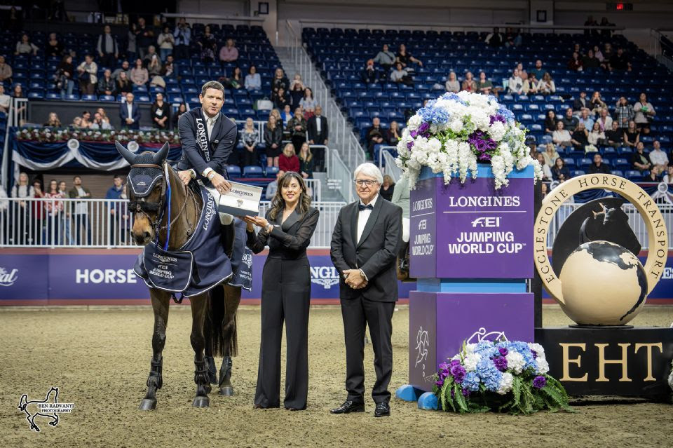 Horse Times Egypt: Equestrian Magazine :News :IRELAND’S CONOR SWAIL BRINGS DOWN THE HOUSE IN THE LONGINES FEI JUMPING WORLD CUP™ TORONTO
